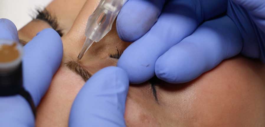 Как проходит процедура татуажа бровей с растушевкой